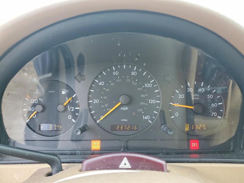 Photo 9 from auction – 2000 MERCEDES-BENZ ML 320 with VIN 4JGAB54E4YA213441