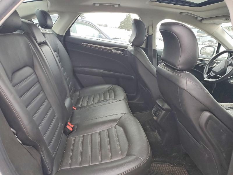 Photo 10 from auction – 2016 FORD FUSION SE with VIN 3FA6P0HD0GR300473