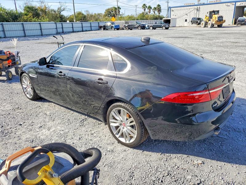 Photo 2 from auction – 2016 JAGUAR XF PRESTIG with VIN SAJBE4BV8GCY14014