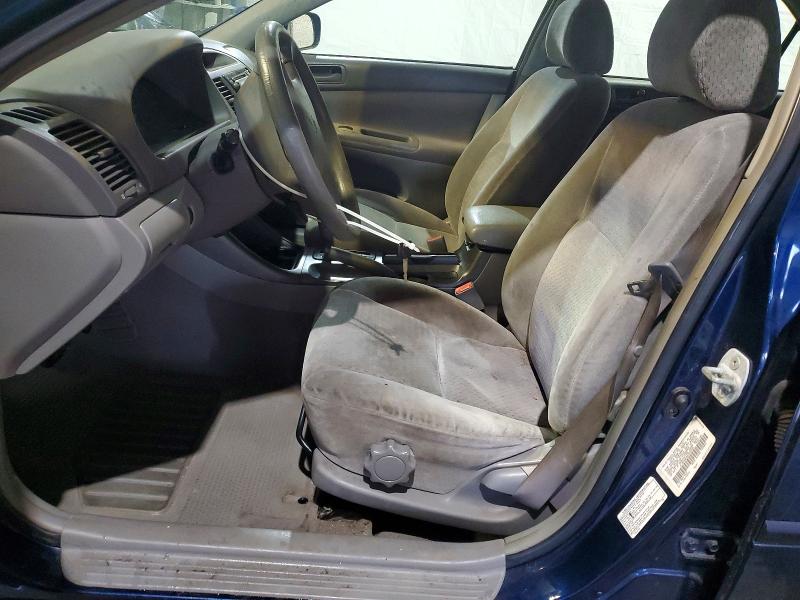 Photo 7 from auction – 2002 TOYOTA CAMRY with VIN 4T1BE32K92U525298