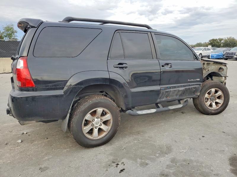Photo 3 from auction – 2006 TOYOTA 4RUNNER SR with VIN JTEBT14R068034136
