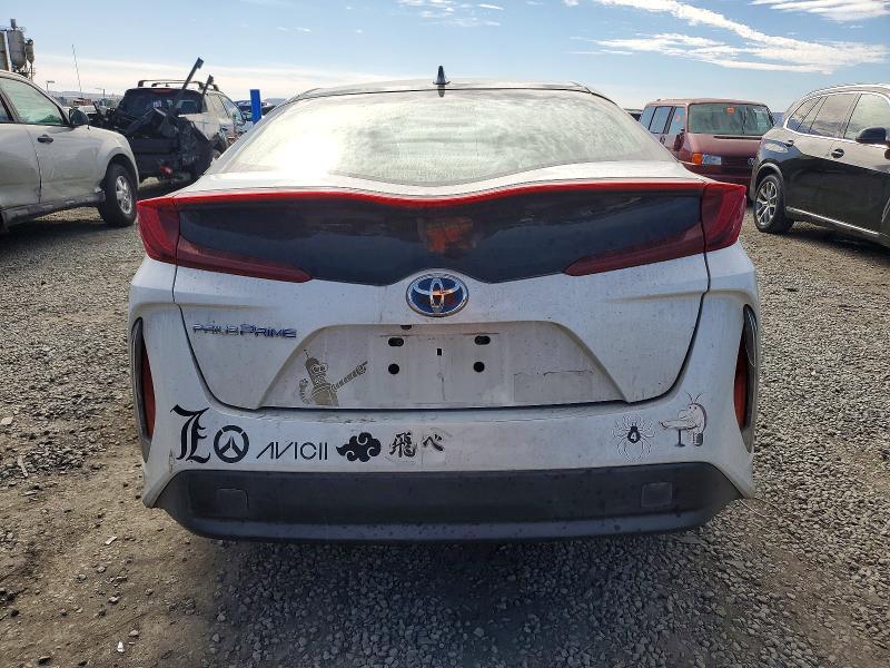 Photo 6 from auction – 2018 TOYOTA PRIUS PRIME with VIN JTDKARFP5J3085464