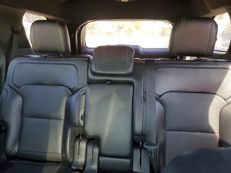 Photo 10 from auction – 2016 FORD EXPLORER L with VIN 1FM5K7F81GGC13414