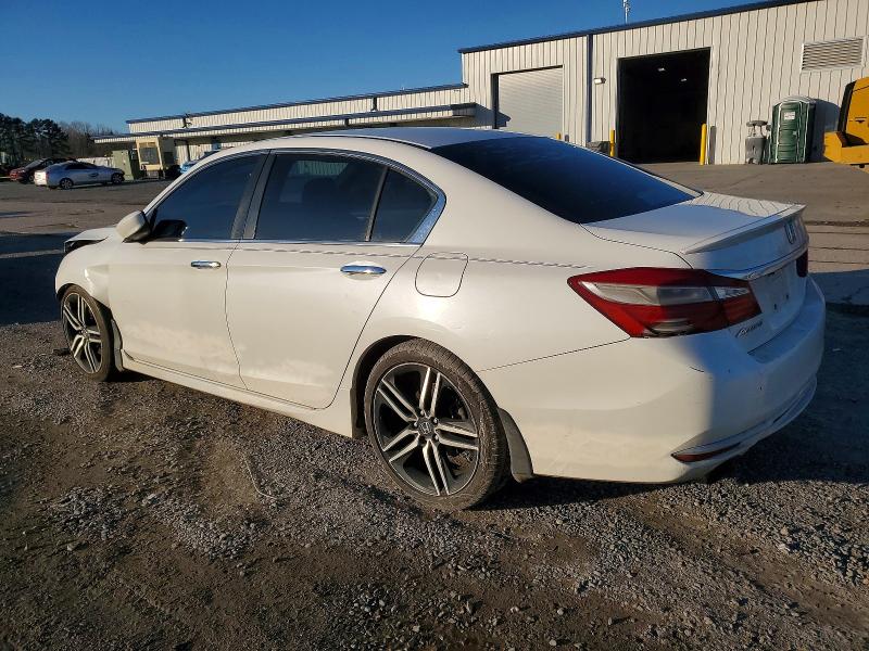 Photo 2 from auction – 2017 HONDA ACCORD with VIN 1HGCR2F10HA276667