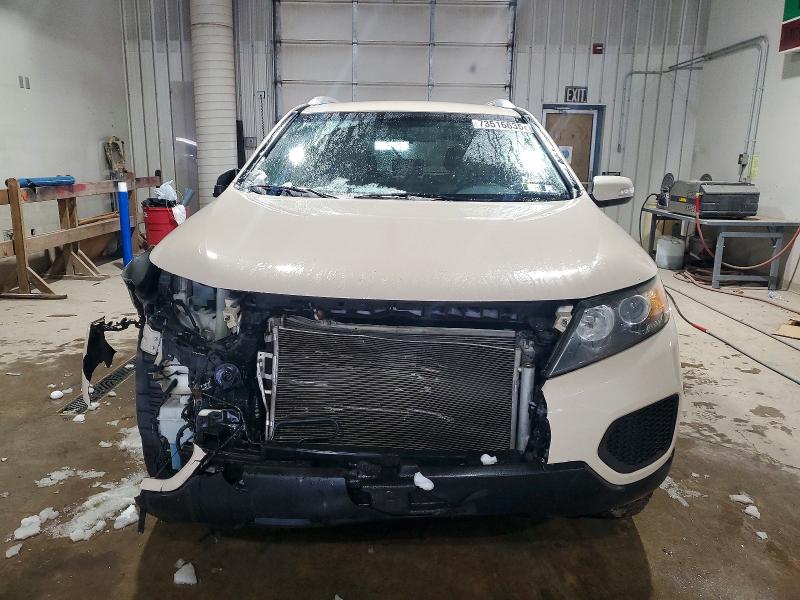 Photo 5 from auction – 2012 KIA SORENTO BA with VIN 5XYKTDA23CG220495