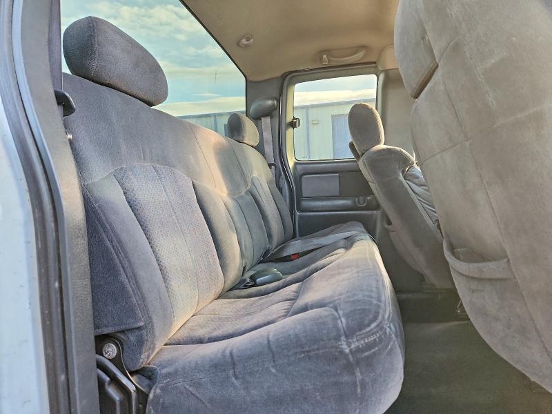 Photo 10 from auction – 2001 CHEVROLET SILVERADO with VIN 2GCEC19T211369416