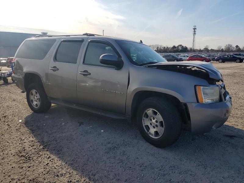 Photo 4 from auction – 2007 CHEVROLET SUBURBAN with VIN 1GNFK16317R273392
