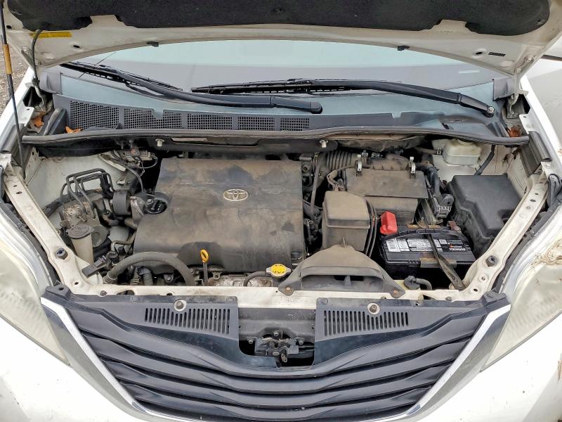 Photo 12 from auction – 2012 TOYOTA SIENNA LE with VIN 5TDKK3DC1CS254536
