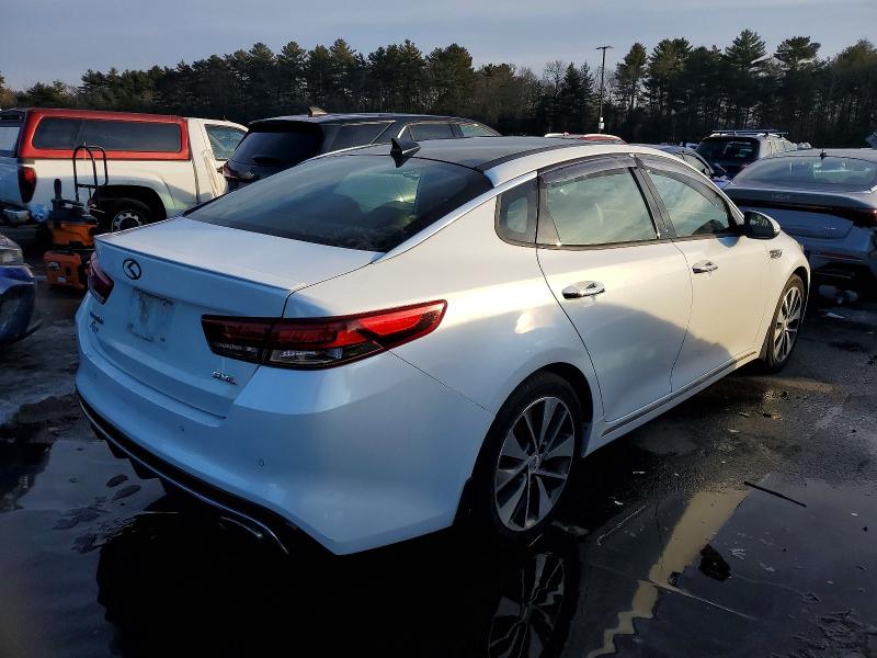 Photo 3 from auction – 2016 KIA OPTIMA SXL with VIN 5XXGV4L26GG020329