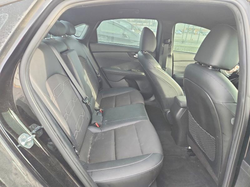 Photo 10 from auction – 2022 KIA FORTE GT L with VIN 3KPF54AD3NE498097