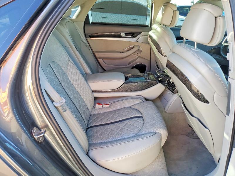 Photo 10 from auction – 2013 AUDI S8 with VIN WAUD2AFD4DN007731