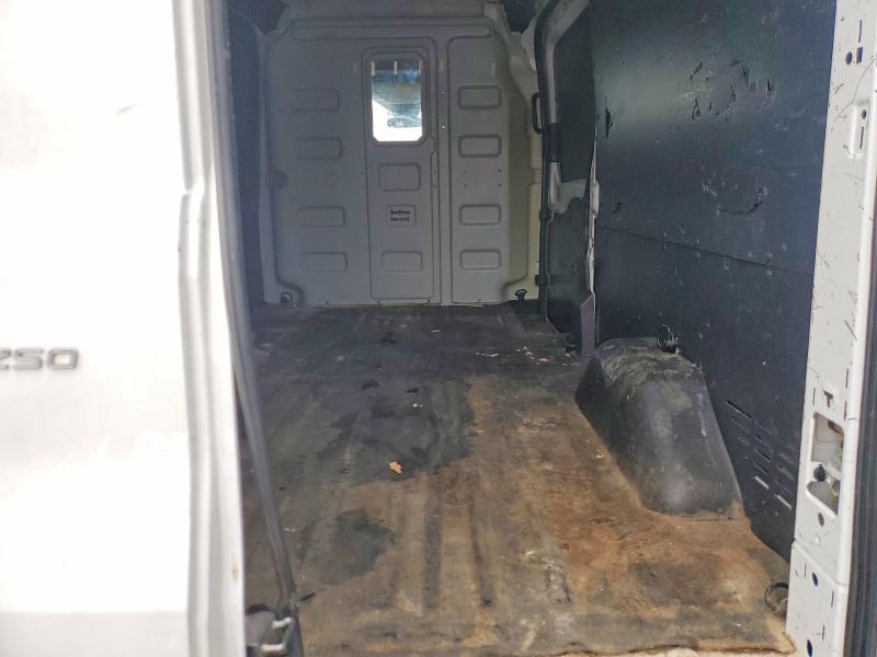 Photo 11 from auction – 2017 FORD TRANSIT with VIN 1FTYR2CG5HKA59316