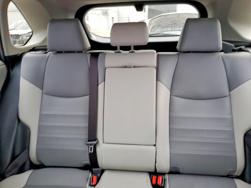 Photo 10 from auction – 2021 TOYOTA RAV4 LIMIT with VIN JTMY1RFV1MD067373