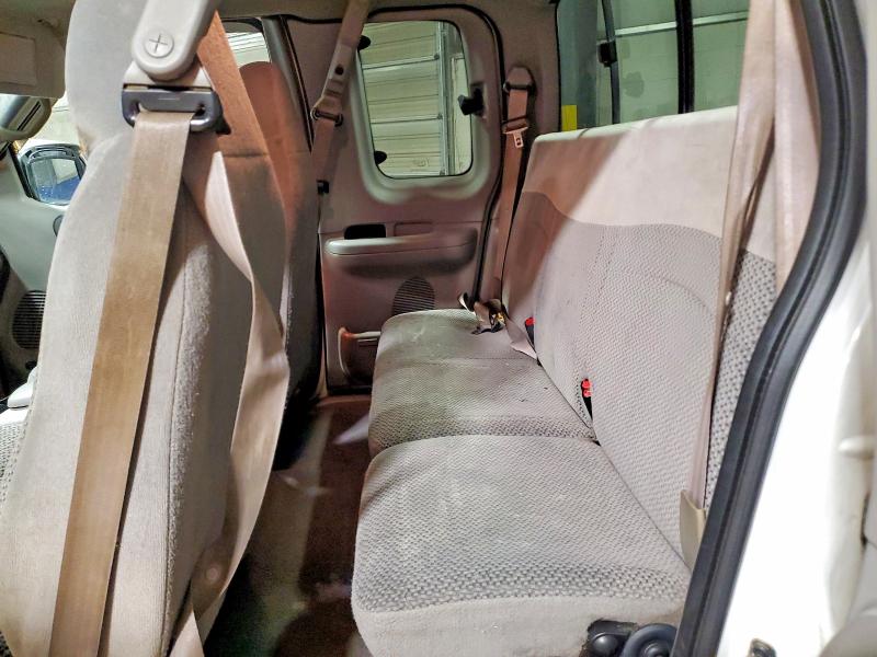 Photo 10 from auction – 2000 FORD F150 with VIN 1FTRX18L7YNA29503