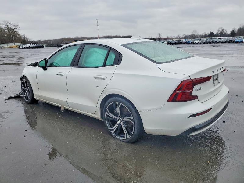 Photo 2 from auction – 2023 VOLVO S60 CORE with VIN 7JRL12TV6PG244428