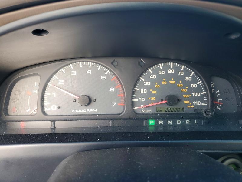 Photo 9 from auction – 2001 TOYOTA 4RUNNER SR with VIN JT3GN86R110192118