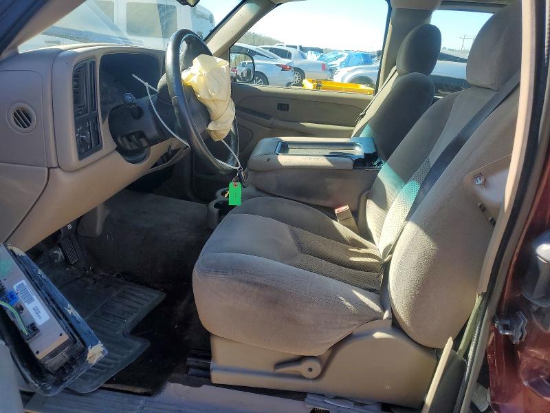Photo 7 from auction – 2003 CHEVROLET SILVERADO with VIN 2GCEC19VX31148232