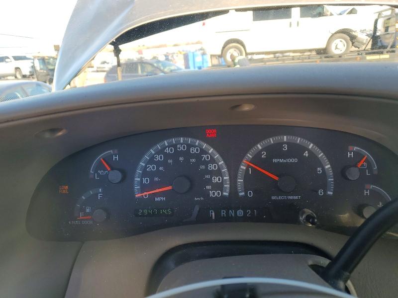 Photo 9 from auction – 2001 FORD F150 SUPER with VIN 1FTRW08L31KC64534