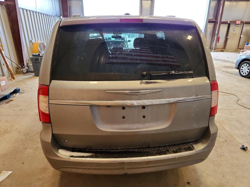 Photo 6 from auction – 2015 CHRYSLER TOWN & COU with VIN 2C4RC1BG7FR677432