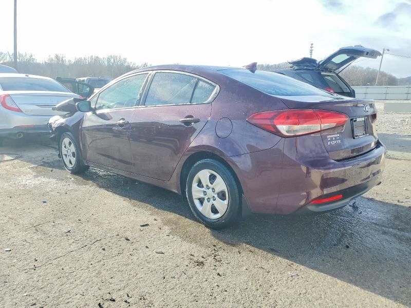 Photo 2 from auction – 2017 KIA FORTE LX with VIN 3KPFK4A71HE038685
