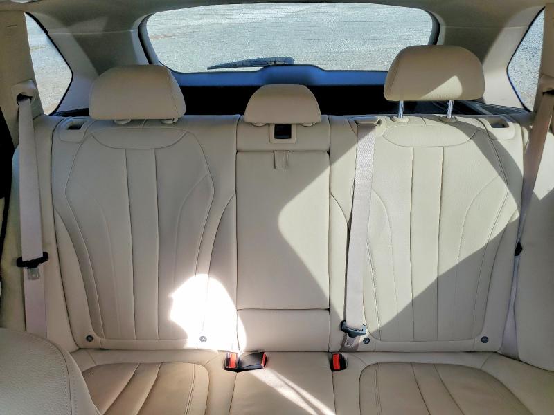 Photo 10 from auction – 2016 BMW X5 XDRIVE3 with VIN 5UXKR0C57G0U12091