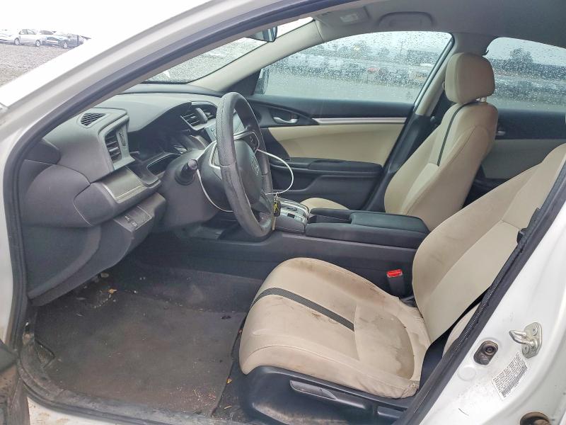 Photo 7 from auction – 2017 HONDA CIVIC LX with VIN 19XFC2F55HE221838