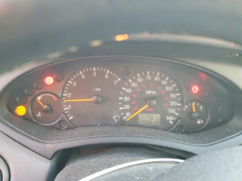 Photo 9 from auction – 2000 FORD FOCUS with VIN 1FAFP3831YW414053