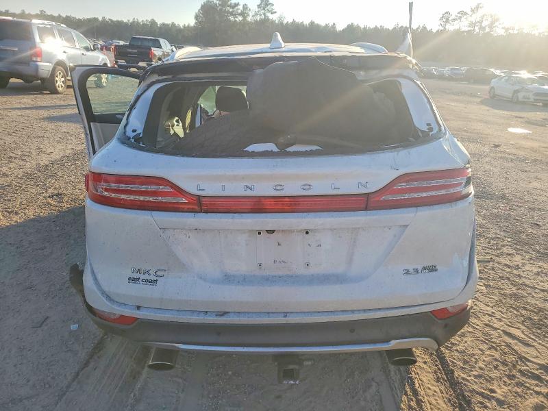 Photo 6 from auction – 2015 LINCOLN MKC with VIN 5LMTJ2AH6FUJ01709