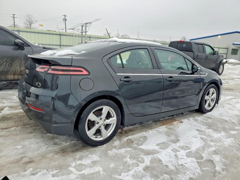 Photo 3 from auction – 2015 CHEVROLET VOLT with VIN 1G1RC6E40FU133834