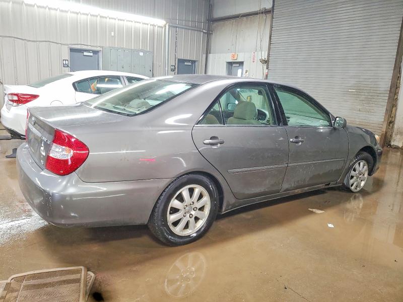 Photo 3 from auction – 2004 TOYOTA CAMRY with VIN 4T1BF32KX4U577216