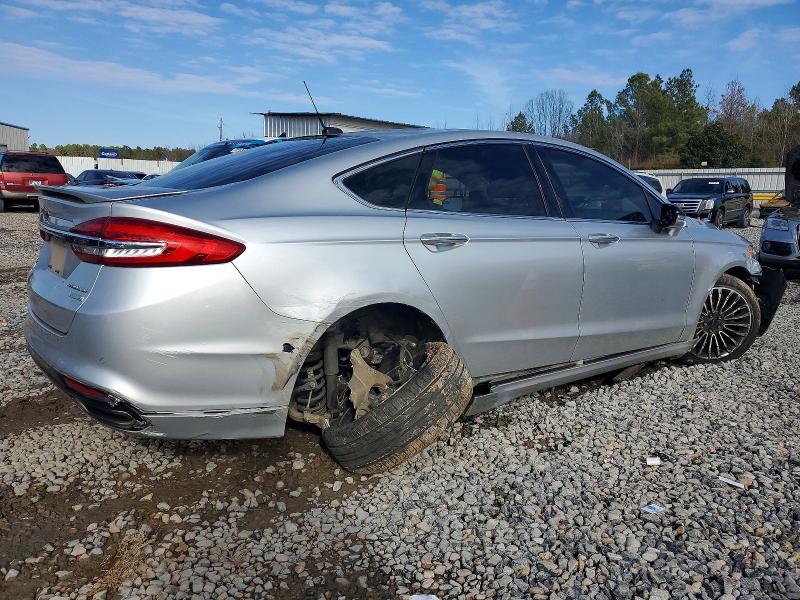 Photo 3 from auction – 2017 FORD FUSION TIT with VIN 3FA6P0K91HR146460