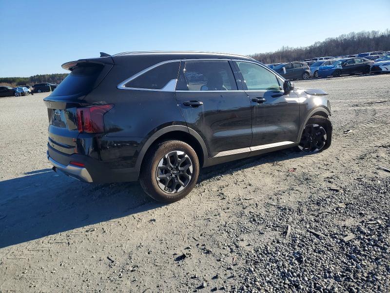 Photo 3 from auction – 2025 KIA SORENTO S with VIN 5XYRL4JC5SG375751