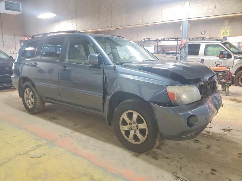 Photo 4 from auction – 2004 TOYOTA HIGHLANDER with VIN JTEEP21A140020831