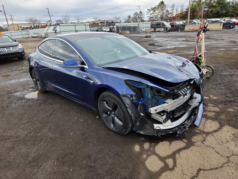 Photo 4 from auction – 2018 TESLA MODEL 3 with VIN 5YJ3E1EB5JF093745