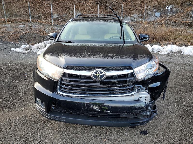 Photo 5 from auction – 2015 TOYOTA HIGHLANDER with VIN 5TDJKRFH9FS096622