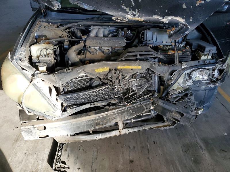 Photo 11 from auction – 2002 TOYOTA CAMRY LE with VIN 4T1BF30K02U002347