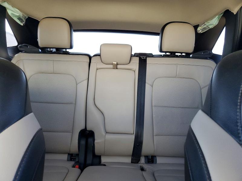 Photo 10 from auction – 2020 FORD ESCAPE with VIN 1FMCU9J90LUB17413