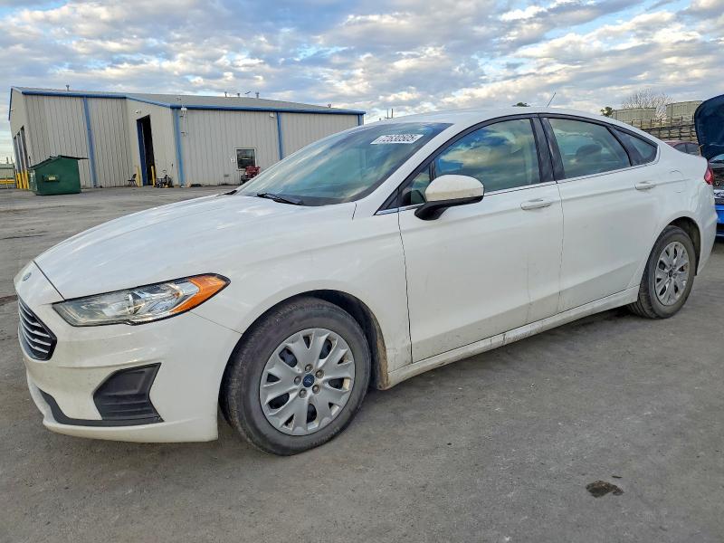 Photo 1 from auction – 2019 FORD FUSION S with VIN 3FA6P0G78KR250409