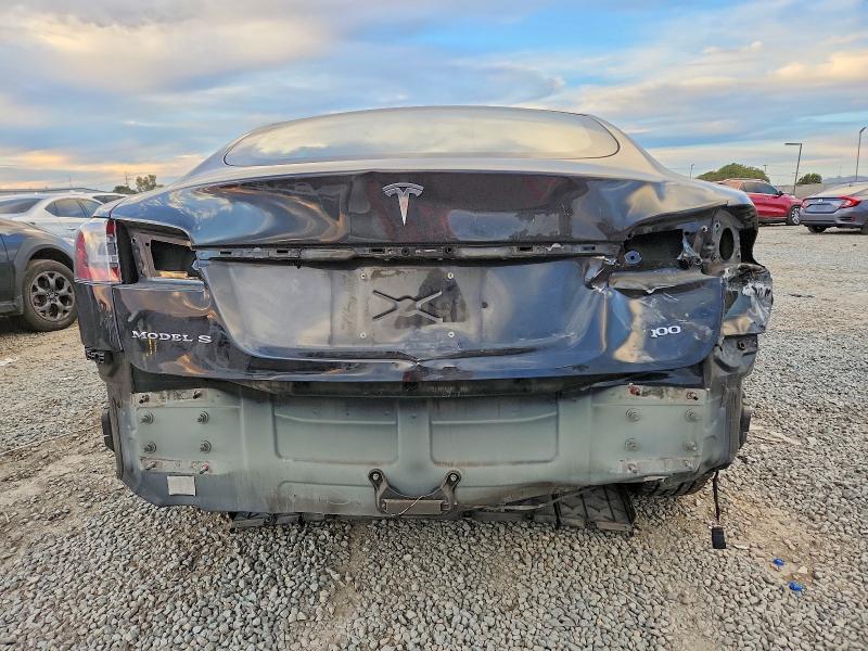 Photo 6 from auction – 2017 TESLA MODEL S with VIN 5YJSA1E22HF200624