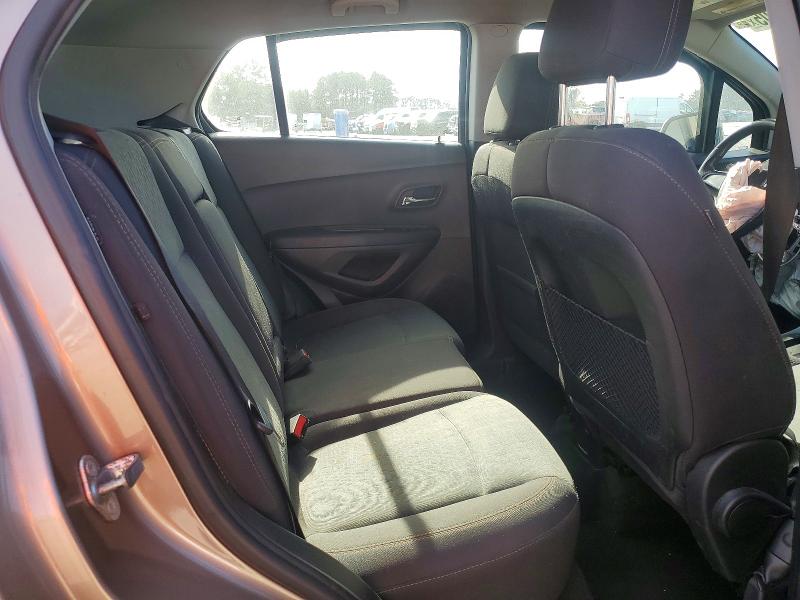 Photo 11 from auction – 2018 CHEVROLET TRAX with VIN 3GNCJKSB2JL315558