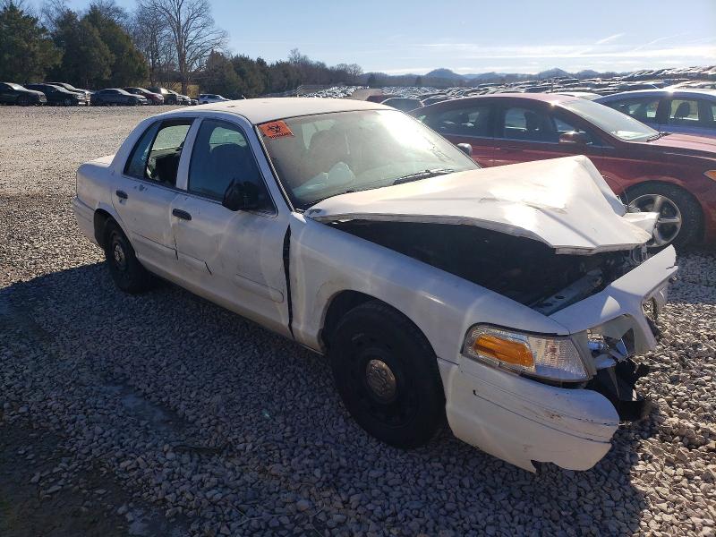 Photo 4 from auction – 2004 FORD CROWN VICT with VIN 2FAFP71W24X166406