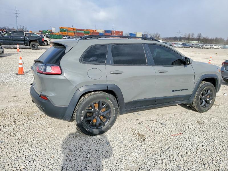 Photo 3 from auction – 2019 JEEP CHEROKEE L with VIN 1C4PJMCX4KD460768