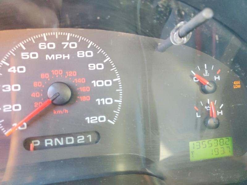Photo 9 from auction – 2006 FORD F150 with VIN 1FTRX14W96KC17843