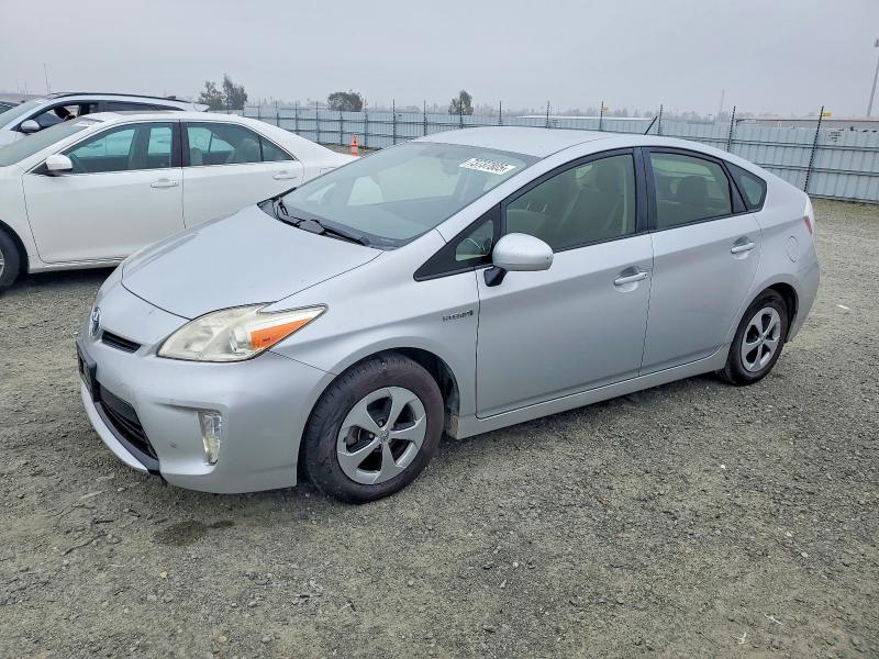 TOYOTA PRIUS 2015 z numerem VIN JTDKN3DU3F0437170 - Zdjęcie z aukcji