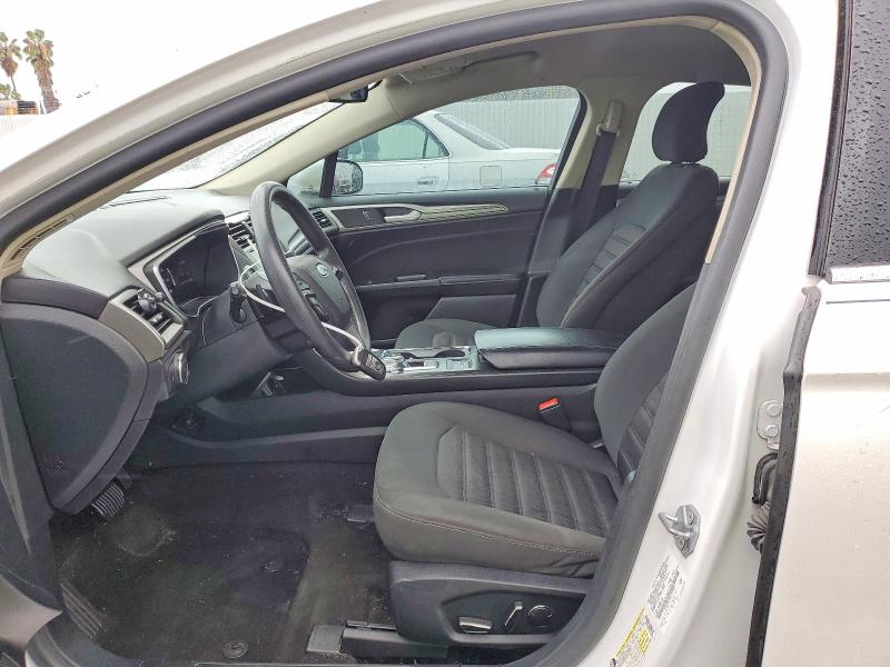 Photo 7 from auction – 2019 FORD FUSION with VIN 3FA6P0HD0KR127837
