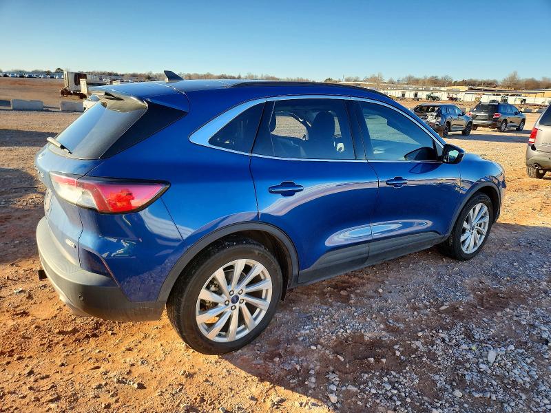 Photo 3 from auction – 2022 FORD ESCAPE TIT with VIN 1FMCU9DZ3NUA00424