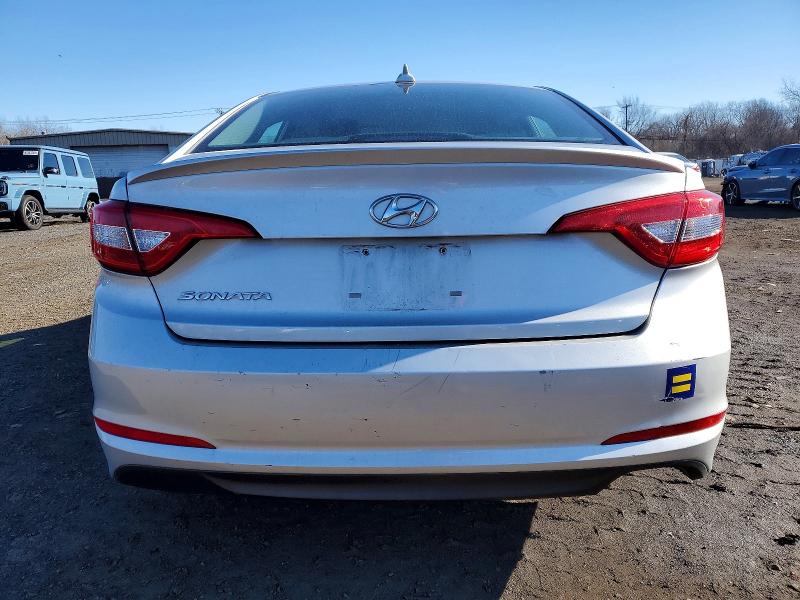 Photo 6 from auction – 2017 HYUNDAI SONATA with VIN 5NPE24AFXHH558110