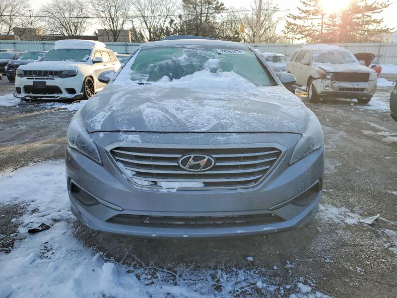 Photo 5 from auction – 2016 HYUNDAI SONATA SE with VIN 5NPE24AF9GH331960