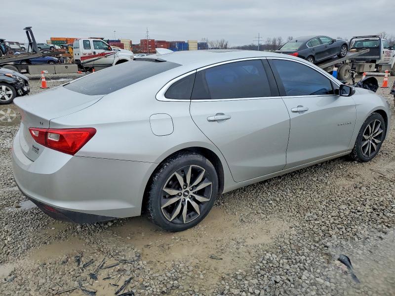 Photo 3 from auction – 2017 CHEVROLET MALIBU LT with VIN 1G1ZE5ST4HF160560