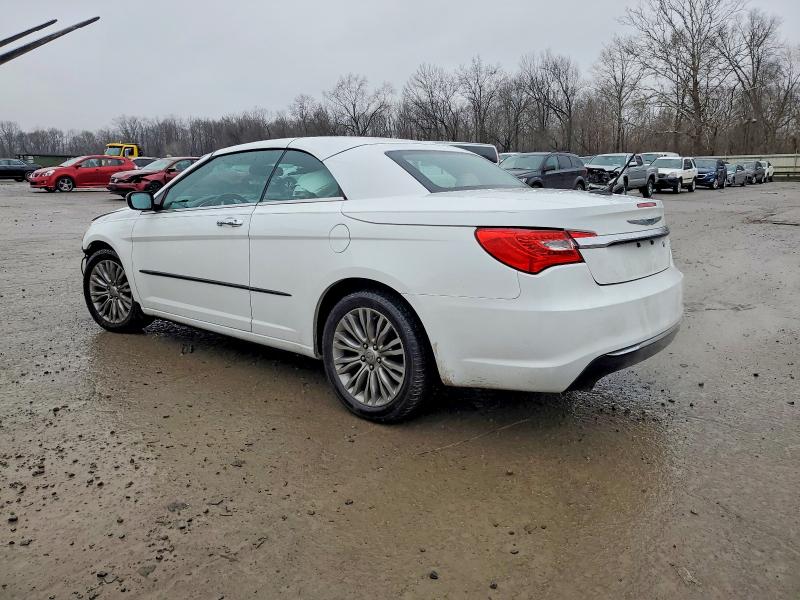 Photo 2 from auction – 2013 CHRYSLER 200 with VIN 1C3BCBFG8DN584158